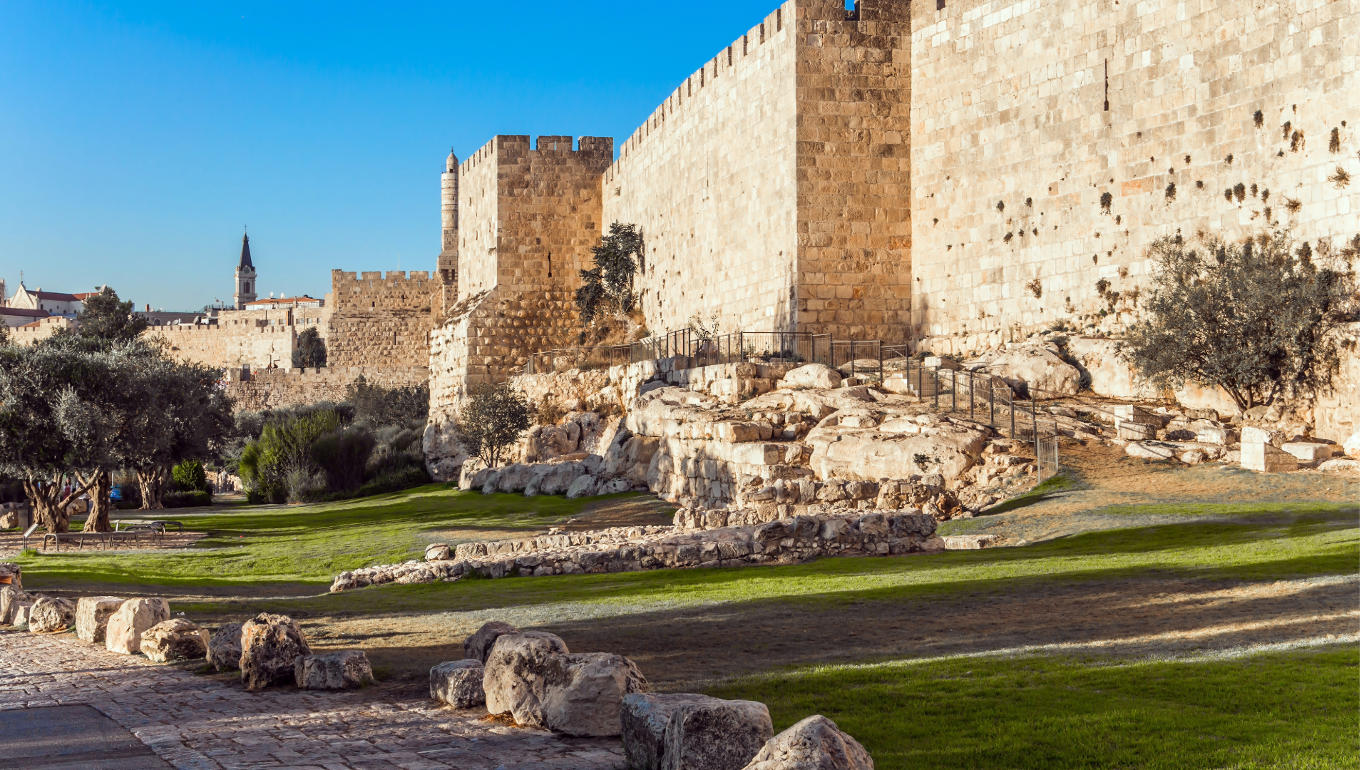 wall 04